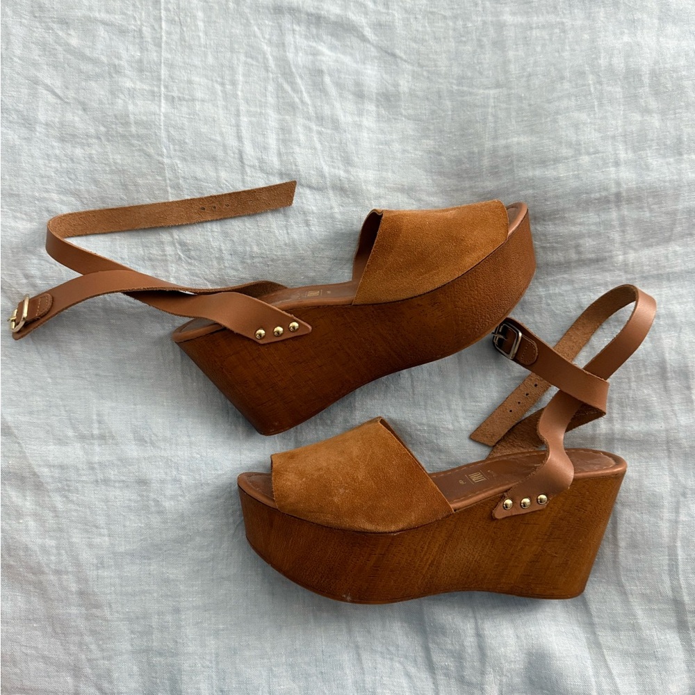 Seychelles Forward Wedge